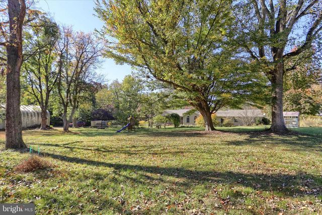 211 FREDERICK ST, Highspire, PA 17034