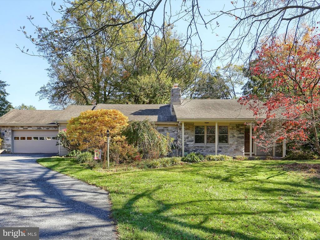 211 FREDERICK ST, Highspire, PA 17034