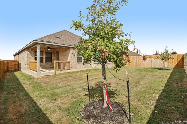 1116 Nikos Hollow, San Antonio, TX 78245