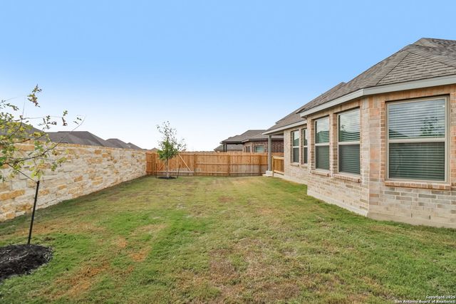 1116 Nikos Hollow, San Antonio, TX 78245