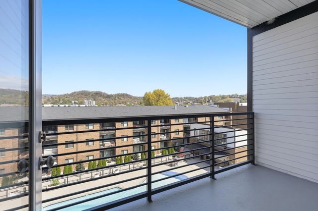 200 Manufacturers Road Apt 619, Chattanooga, TN 37405