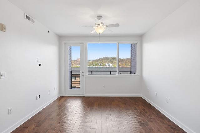 200 Manufacturers Road Apt 619, Chattanooga, TN 37405