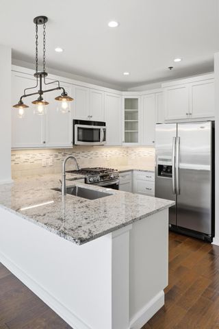 200 Manufacturers Road Apt 619, Chattanooga, TN 37405