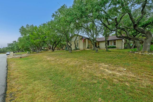 137 Long Wood Ave, Lakeway, TX 78734
