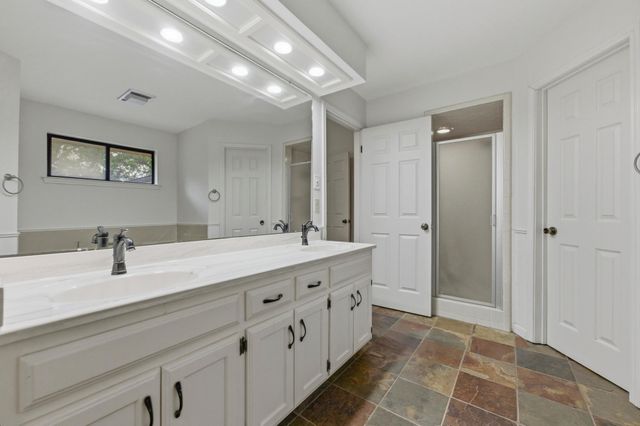 137 Long Wood Ave, Lakeway, TX 78734