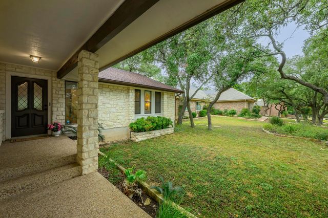 137 Long Wood Ave, Lakeway, TX 78734