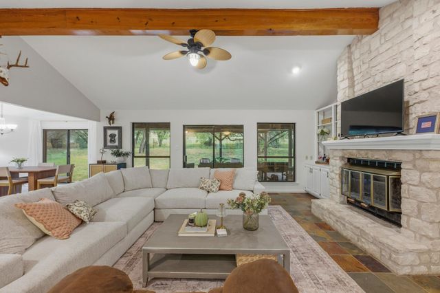 137 Long Wood Ave, Lakeway, TX 78734