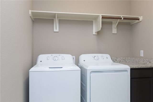 17320 Cedar Rock Court, College Station, TX 77845