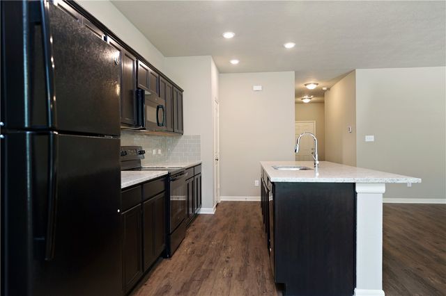 17320 Cedar Rock Court, College Station, TX 77845