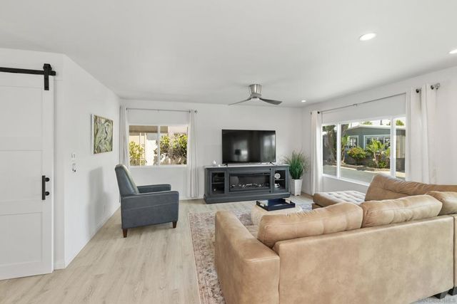 7209 San Luis St 169, Carlsbad, CA 92011