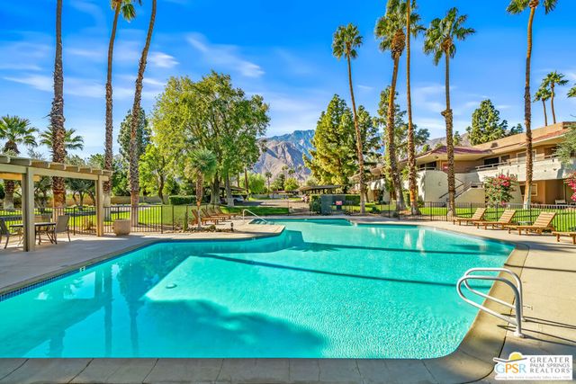 550 N Villa Court 116, Palm Springs, CA 92262