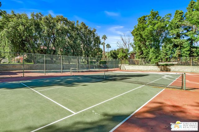 550 N Villa Court 116, Palm Springs, CA 92262