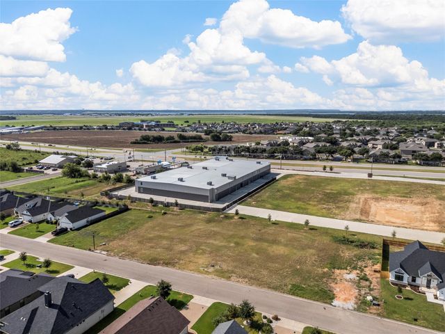 9928 Bridlewood Lane, Waco, TX 76708