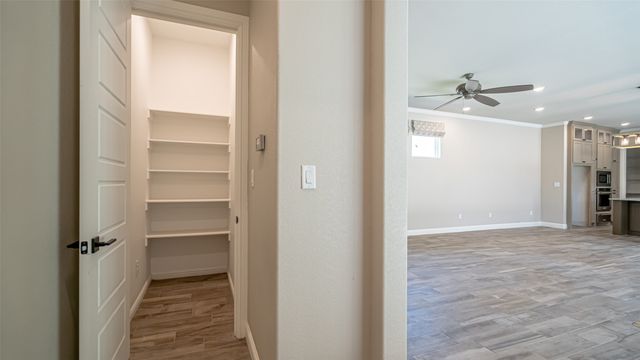 2407 Vineyard Drive, Granbury, TX 76048