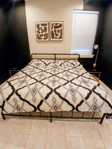 3333 Kilgore Street, Houston, TX 77021