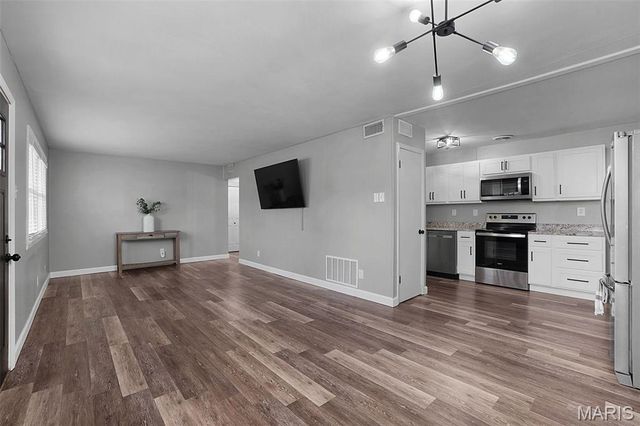 506 Impala Lane, Hazelwood, MO 63042