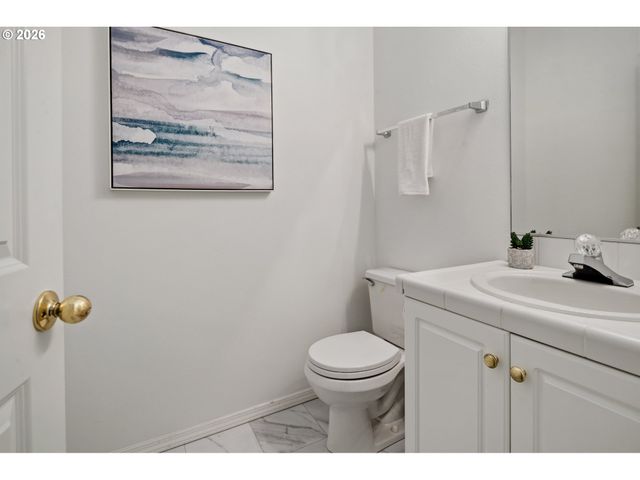 6009 Sw 33RD Pl, Portland, OR 97239