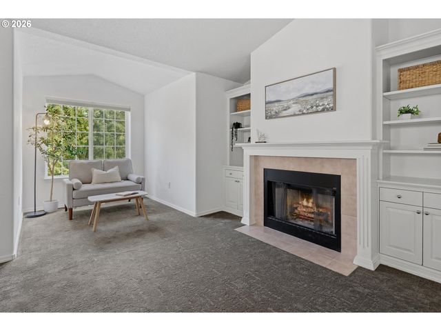 6009 Sw 33RD Pl, Portland, OR 97239