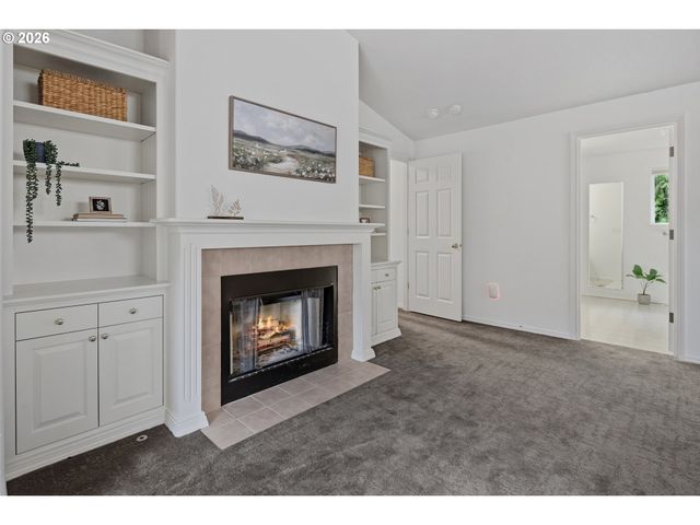 6009 Sw 33RD Pl, Portland, OR 97239