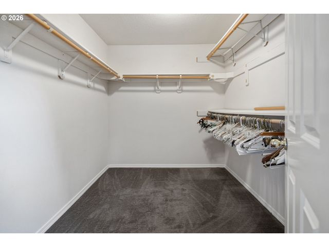 6009 Sw 33RD Pl, Portland, OR 97239