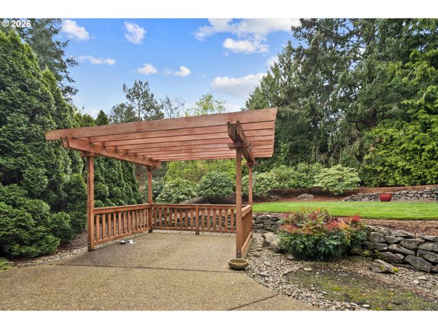 6009 Sw 33RD Pl, Portland, OR 97239