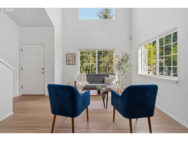 6009 Sw 33RD Pl, Portland, OR 97239