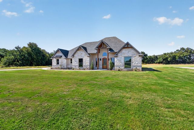 129 Heritage Springs Drive, Weatherford, TX 76087