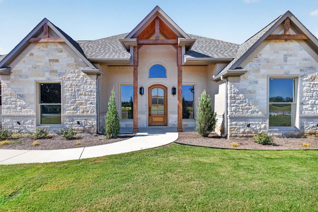 129 Heritage Springs Drive, Weatherford, TX 76087