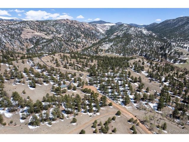 70 Sioux Cir, Florissant, CO 80816