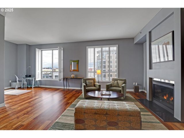 922 Nw 11TH Ave 602, Portland, OR 97209