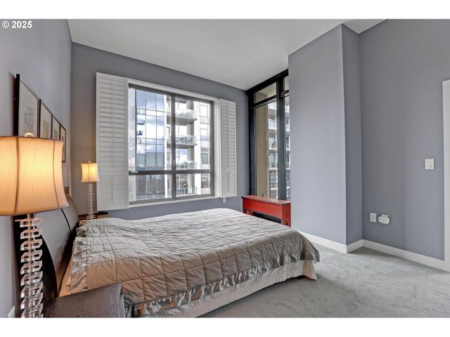 922 Nw 11TH Ave 602, Portland, OR 97209