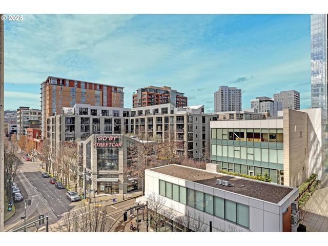 922 Nw 11TH Ave 602, Portland, OR 97209