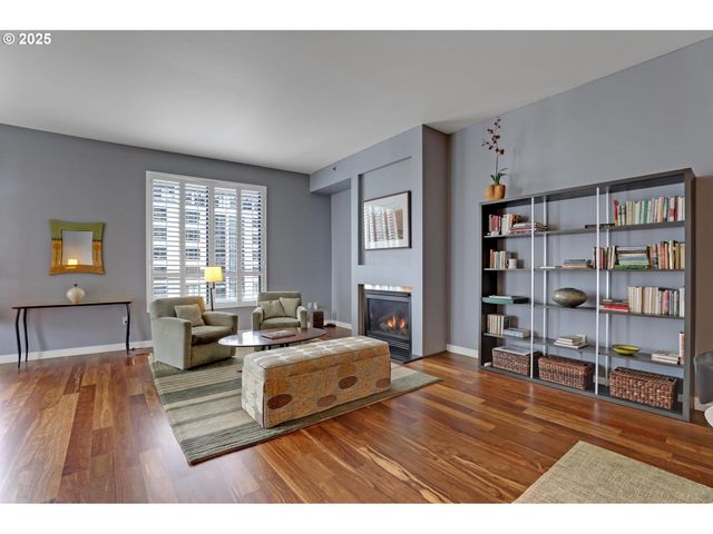 922 Nw 11TH Ave 602, Portland, OR 97209