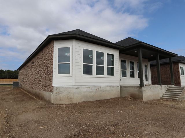 173 Bishop Wood RD, Dripping Springs, TX 78620