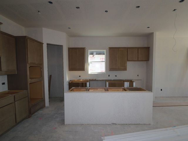 173 Bishop Wood RD, Dripping Springs, TX 78620