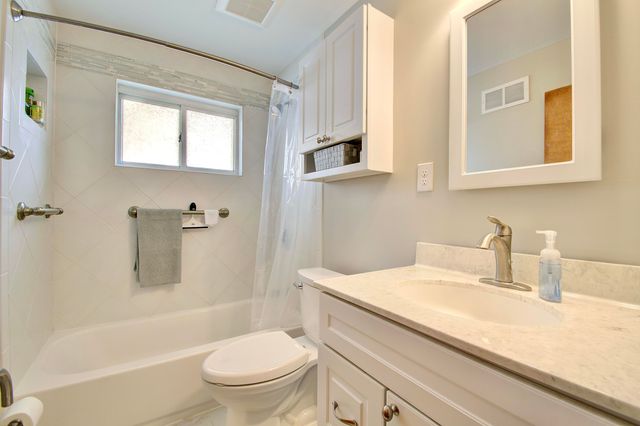 2401 Carlisle Avenue, Fort Mitchell, KY 41017