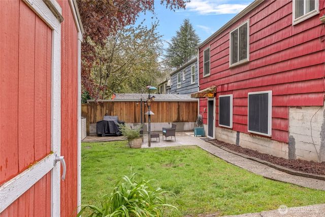 10850 26th Avenue S, Seattle, WA 98168