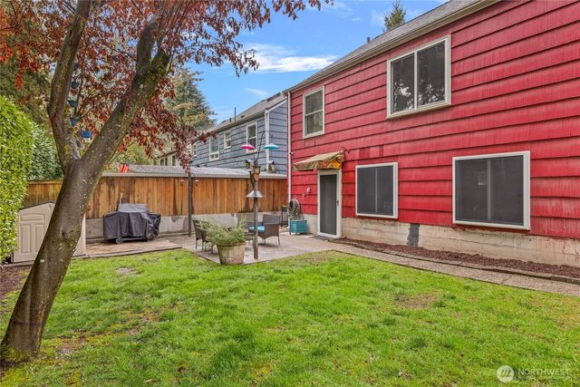 10850 26th Avenue S, Seattle, WA 98168