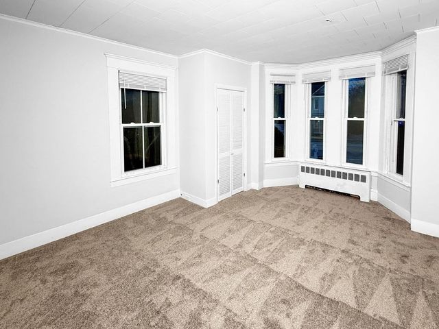 264 Middlesex Road 264, Tyngsborough, MA 01879