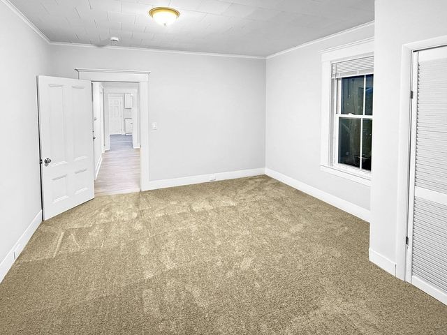 264 Middlesex Road 264, Tyngsborough, MA 01879