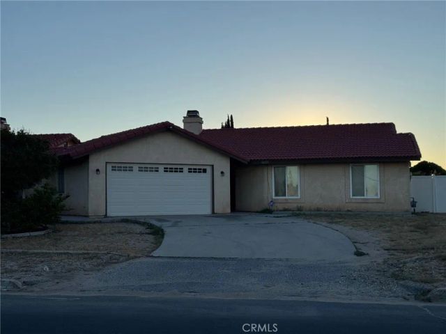 10333 Tamarisk Avenue, Hesperia, CA 92345