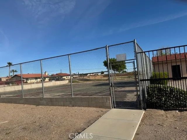 10333 Tamarisk Avenue, Hesperia, CA 92345