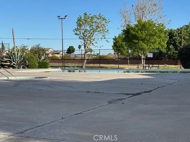 10333 Tamarisk Avenue, Hesperia, CA 92345