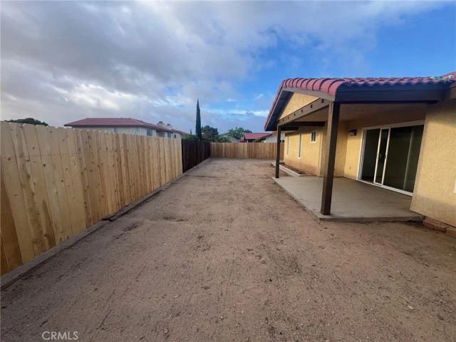 10333 Tamarisk Avenue, Hesperia, CA 92345