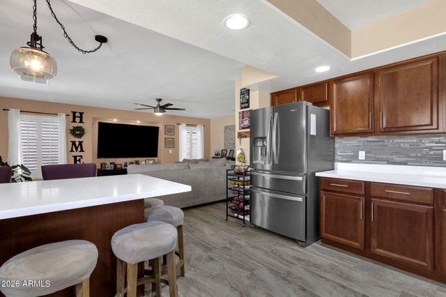 15652 W CALAVAR Road, Surprise, AZ 85379