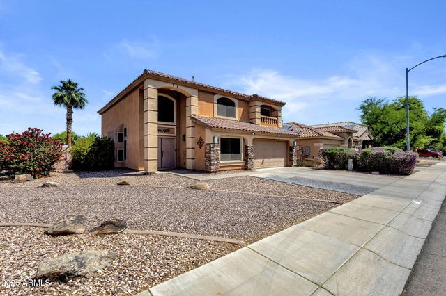 15652 W CALAVAR Road, Surprise, AZ 85379
