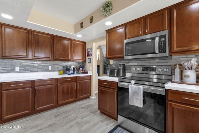 15652 W CALAVAR Road, Surprise, AZ 85379