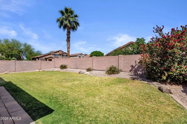15652 W CALAVAR Road, Surprise, AZ 85379