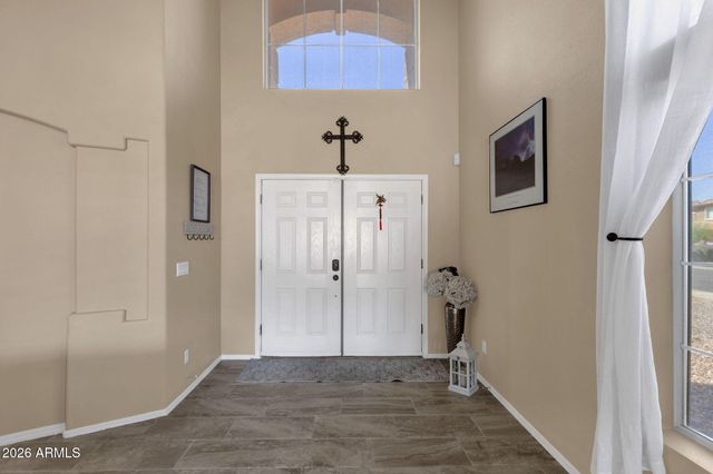 15652 W CALAVAR Road, Surprise, AZ 85379