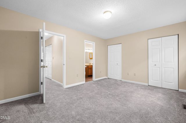 109 Mallard Court, Chapel Hill, NC 27517